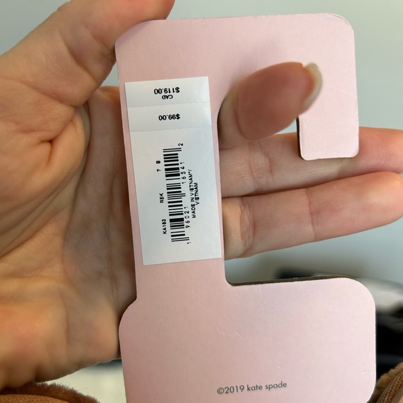 ๐ซ Sold ๐ซ Kate spade fluffy slippers NWT size 7 - Picture 5 of 5